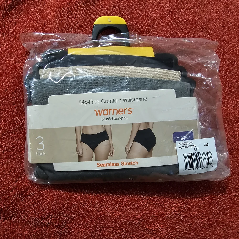 Warner's Seamless Stretch Hipster Panties 3-Pack - Black, Gray, Tan - Picture 1 of 2